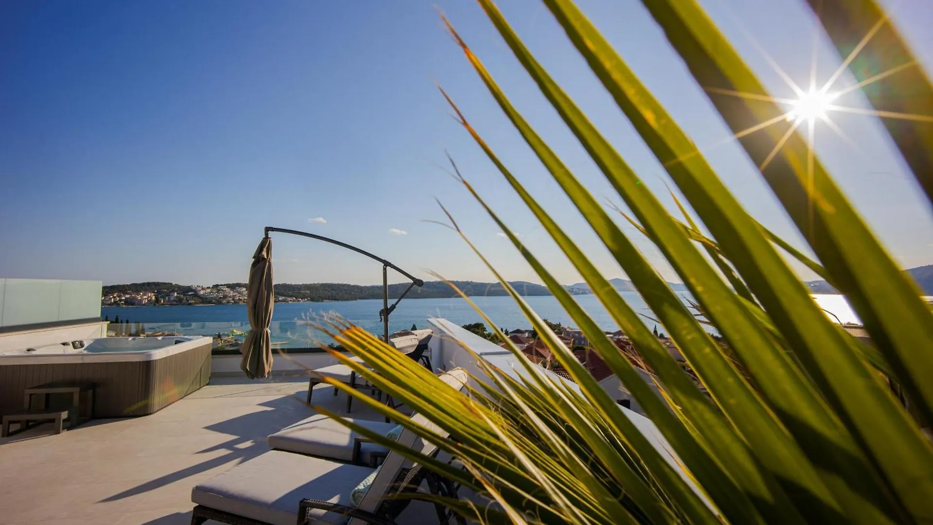 Adriatic Garden Apartments Okrug Gornji