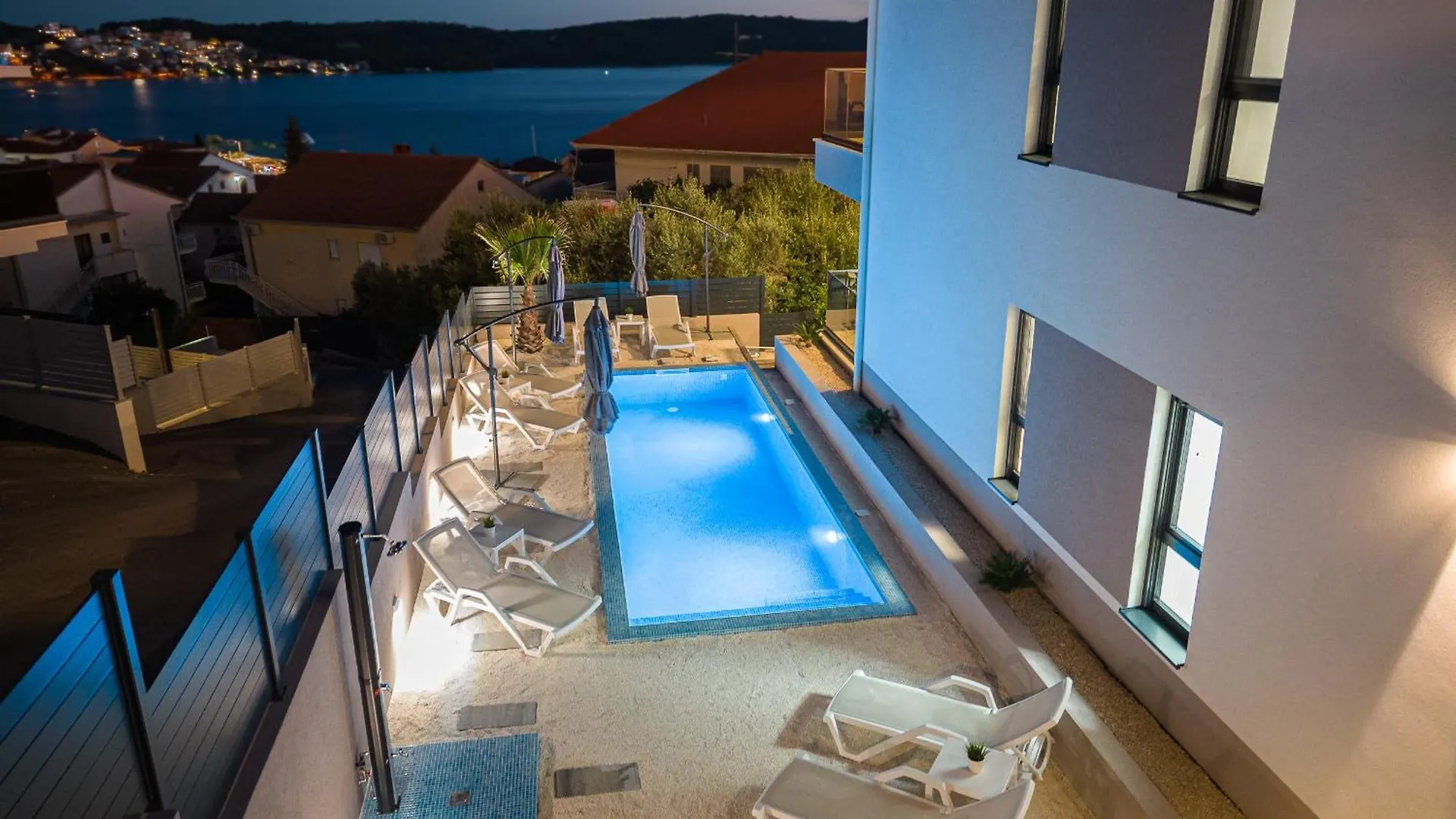 Gasthof Adriatic Garden Apartments Okrug Gornji