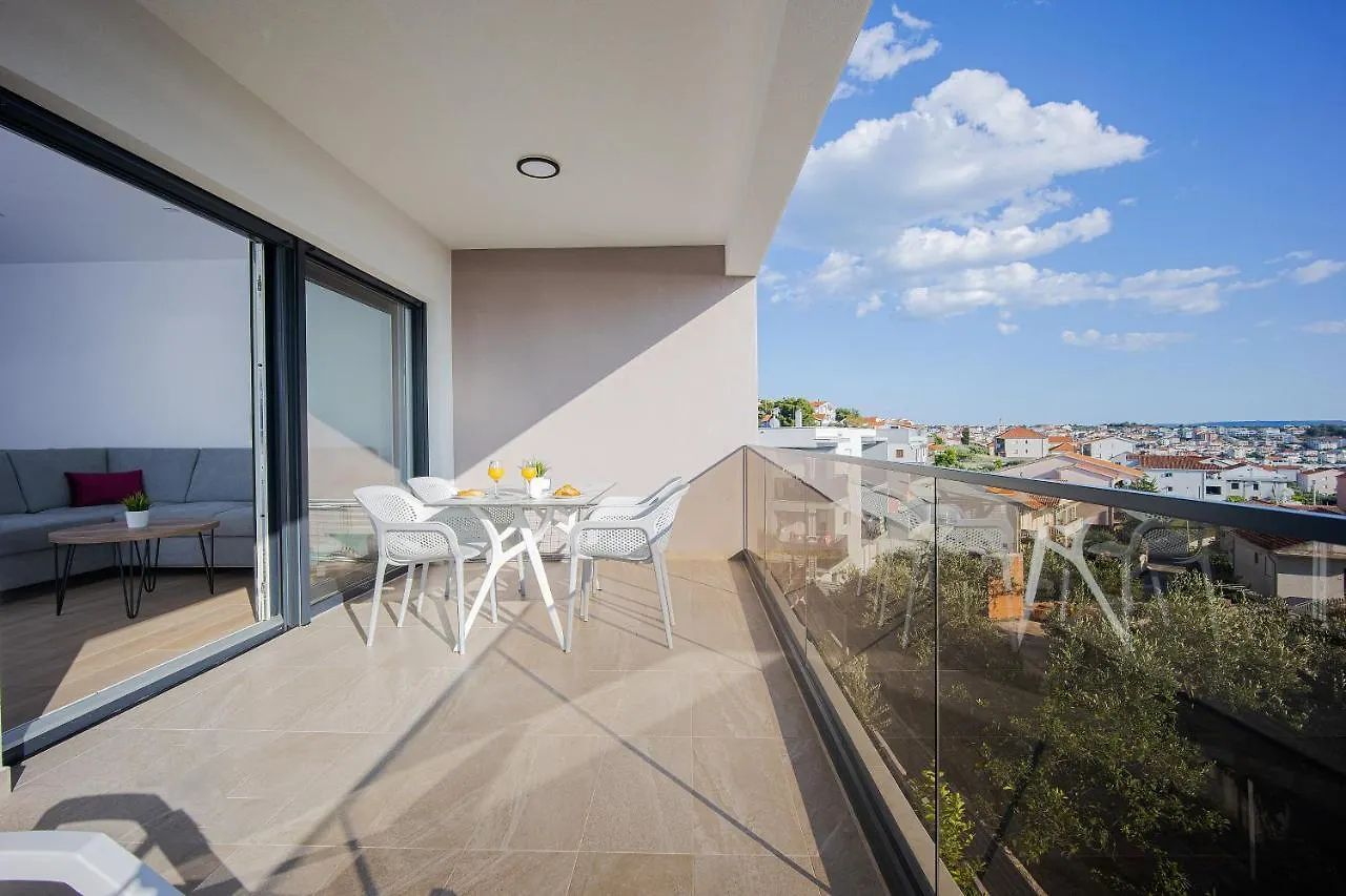 Adriatic Garden Apartments Okrug Gornji